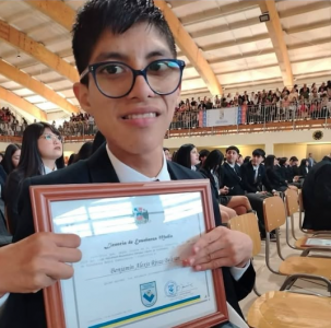 Benjamín Rivas, el joven con parálisis cerebral que logró puntaje nacional en matemáticas