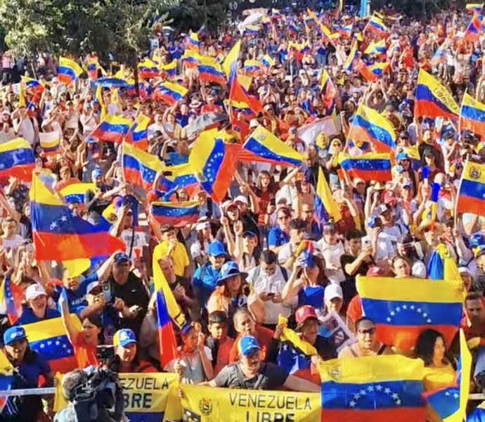 Miles de venezolanos en Chile se manifiestan contra la presidencia de Nicolás Maduro