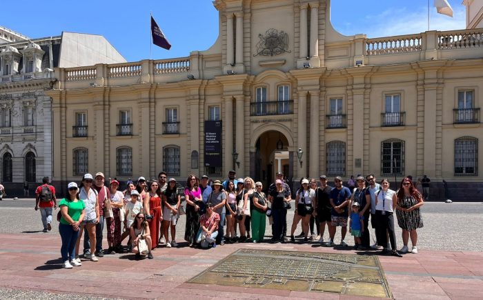 Santiago te conozco: Lanzan recorridos gratuitos por barrios patrimoniales del centro de la ciudad