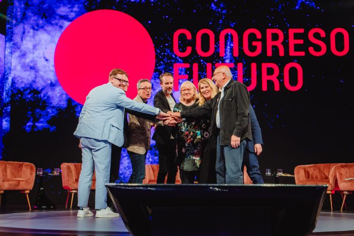 Realizan la Primera Cumbre de Filósof@s de Congreso Futuro