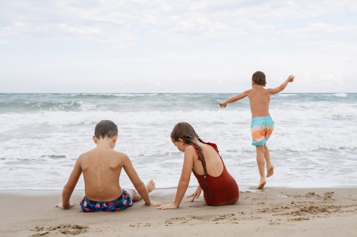 Cinco consejos para cuidar la salud mental de los niños y adolescentes en las vacaciones de verano