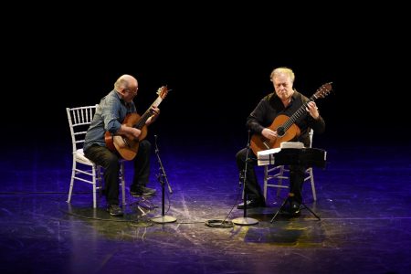 Concierto de guitarra de Horacio Salinas y Romilio Orellana