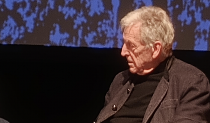 Costa-Gavras en Róterdam y sus recuerdos de Chile y Allende en filmación de “Estado de sitio”