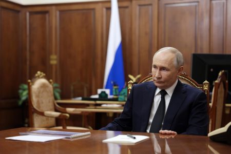 Putin asegura que está favor de una tregua de 30 días con Ucrania pero ve problemas en su aplicación