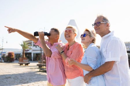 Vacaciones inclusivas: adaptando las actividades para personas mayores con demencia