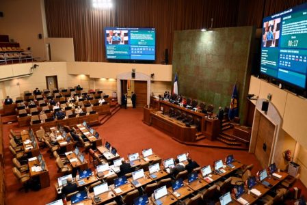 Reforma política contra reloj: Congreso retomará tramitación en medio de divisiones por umbral