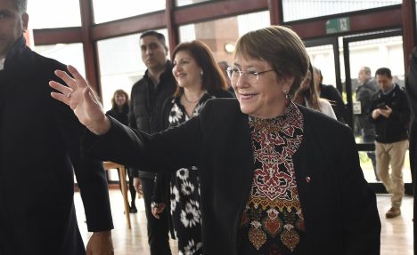 Bachelet pasa definitivamente la posta: "Deben ser otros los que asuman el desafío presidencial"