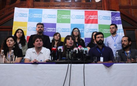 Candidatura propia del Frente Amplio se complica por falta de nombres