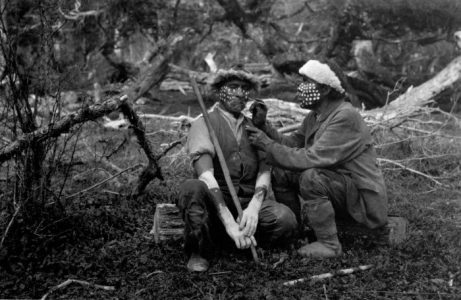 Histórico legado fotográfico de Martín Gusinde sobre pueblos patagónicos será exhibido en Chiloé