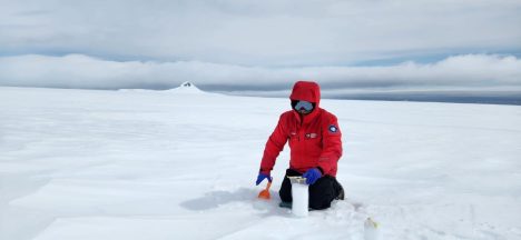 Francisco Cereceda, experto en Antártica: “El lugar más prístino de la Tierra está contaminado”