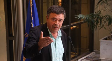 “Dejémonos de llorar”: la frase del ministro de Agricultura que sacó ronchas en la oposición