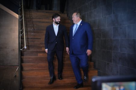 Presidente Boric y fiscal Valencia se encuentran tras polémica por intervención en caso ProCultura