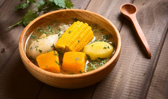 Recetas con identidad: estudiantes rescatan la cocina chilena en un libro con valor nutricional