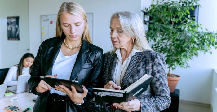 Más allá del sueldo: lo que realmente buscan Millennials y Centennials en un empleo