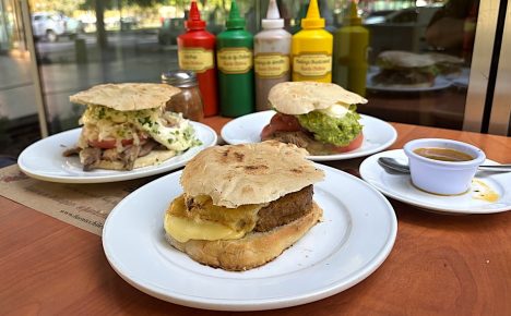 Fuente Chilena: la reivindicación de las clásicas preparaciones del sándwich nacional