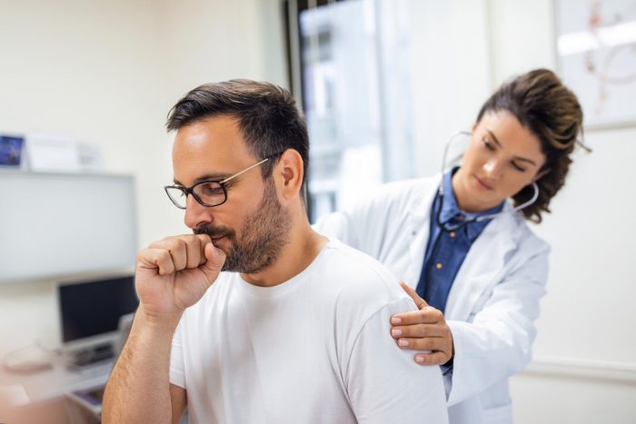 Peak de enfermedades respiratorias: experto entrega 7 claves de cuidado para prevenir complicaciones