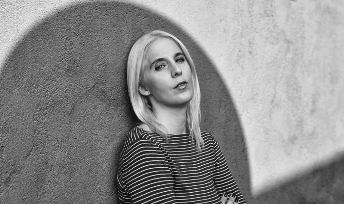 Andrea Hartung y su nuevo libro Cazadoras: “Hay mujeres que simplemente son malas”