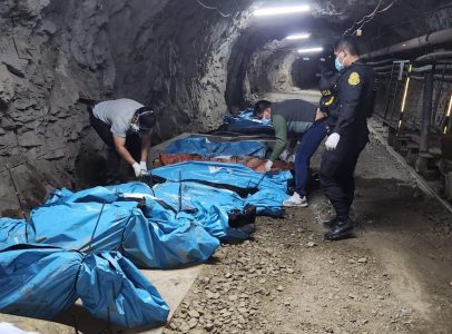 Tras asesinato de 13 mineros: gobierno peruano decreta toque de queda y control militar en Pataz