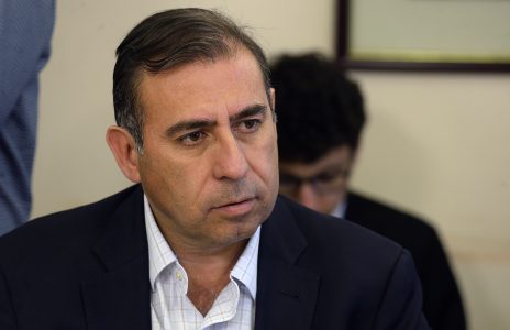 Caso Muñeca Bielorrusa: senador Gahona (UDI) defendió contratación de su hija por Sergio Yáber