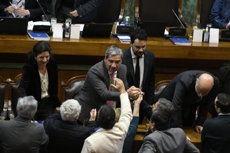 La octava no fue la vencida: rechazan acusación constitucional contra delegado Durán