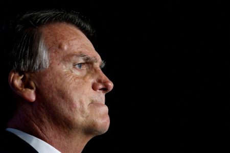 Bolsonaro recibe alta médica tras tres semanas internado por cirugía intestinal