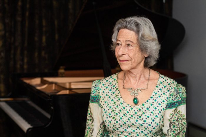 Pianista Edith Fischer en Teatro Municipal de Santiago