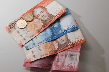 IPS pagará $450.000 automáticamente a mujeres en Chile: revisa si calificas