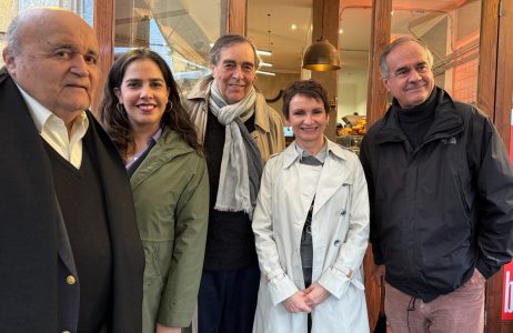Walker, Arriagada y Correa: La "troika de Tohá" que busca el electorado de centro para su campaña
