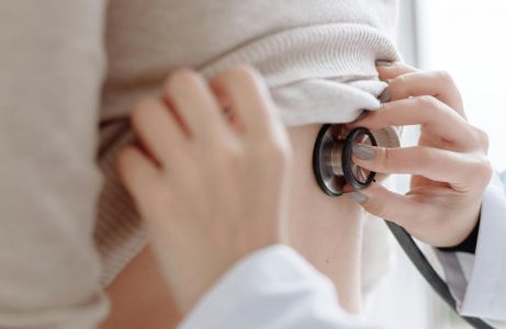 Tuberculosis en Chile: el enemigo silencioso que persiste y cómo reconocer sus síntomas a tiempo