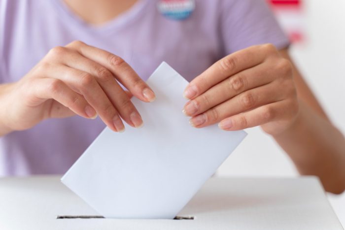 Una mirada desde la educación emocional: ¿Votaremos con la razón o con el corazón?