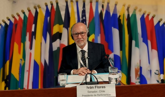 Senador Iván Flores (DC) es elegido como presidente de ParlAmericas
