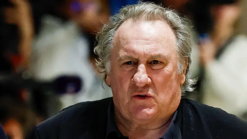 Condenan al actor francés Gérard Depardieu a 18 meses de prisión suspendida por agresión sexual