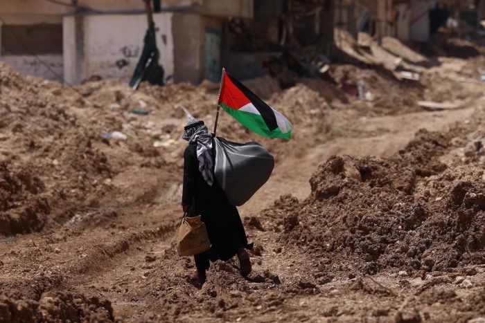 Nuevos ataques israelíes matan a una cuarentena de personas en la Franja de Gaza