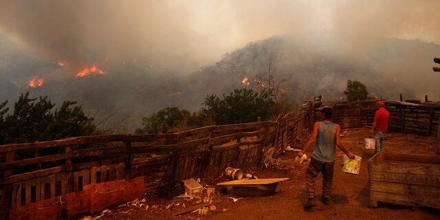 Voluntario de Bomberos y funcionario de Conaf: dos nuevos detenidos por megaincendio en Valparaíso