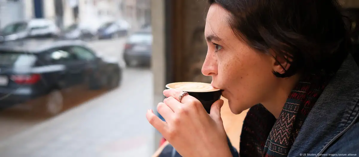 Nuevo estudio: las mujeres envejecen mejor si beben café