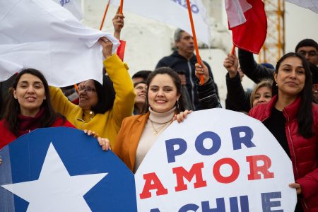 Francesca Muñoz baja candidatura por el PSC y anuncia respaldo a José Antonio Kast