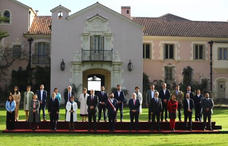 Cuenta Pública: la última foto oficial del Presidente Boric con sus ministros en Cerro Castillo