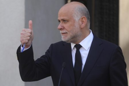 Elizalde descarta injerencia del Gobierno en cambalache entre Fundación Allende y Serviu