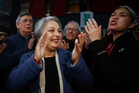 Sin mostrar hoz ni martillo, Jeannette Jara se pone al frente del progresismo en Chile