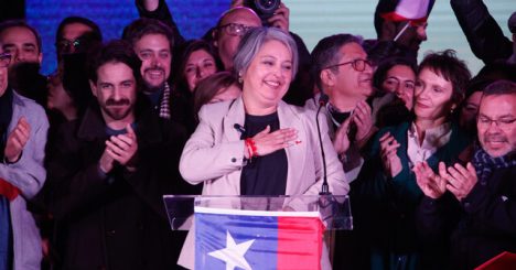 Tras victoria en primarias Jara llama a la unidad oficialista: "Esta es la primera parte del camino"