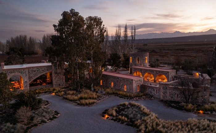 De Buenos Aires a Mendoza: Vino y cocina de alto vuelo 