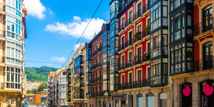 Cataluña y País Vasco: cultura, naturaleza y gastronomía que conquistan a turistas sudamericanos