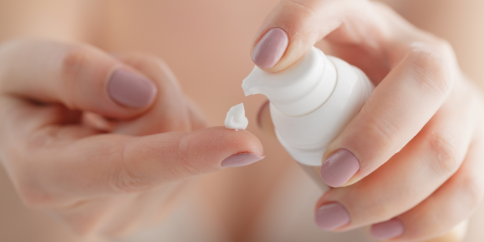 Frío, calefacción y falta de sol: por qué el invierno exige una rutina especial de cuidado facial