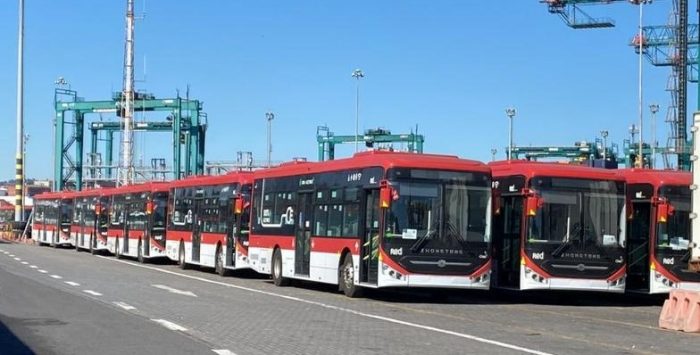 Santiago acelera su transición eléctrica: 935 buses cero emisiones refuerzan el sistema RED