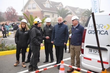 Ministro del Interior junto a Aguas Andinas presentan plan preventivo ante evento climático