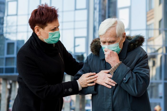 Fuerte alza de infecciones respiratorias marca el inicio del invierno en Chile