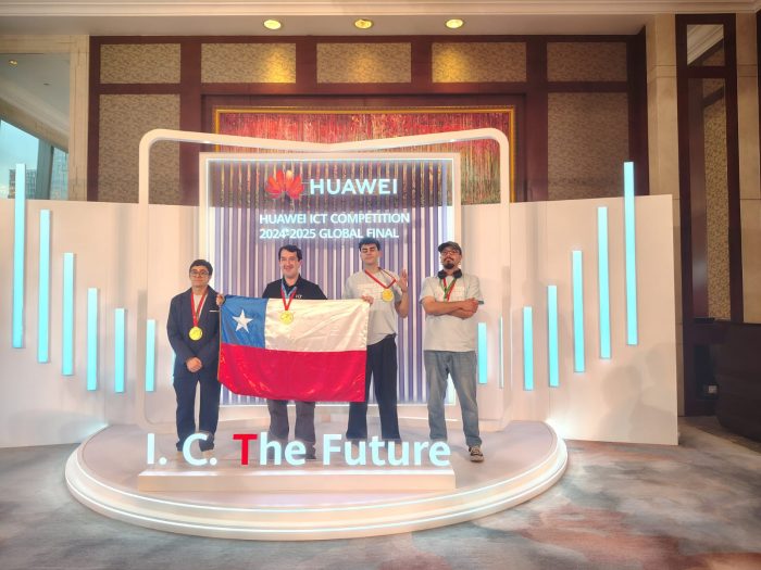 Chilenos logran histórico segundo lugar en mundial de Tecnologías de la Información en China