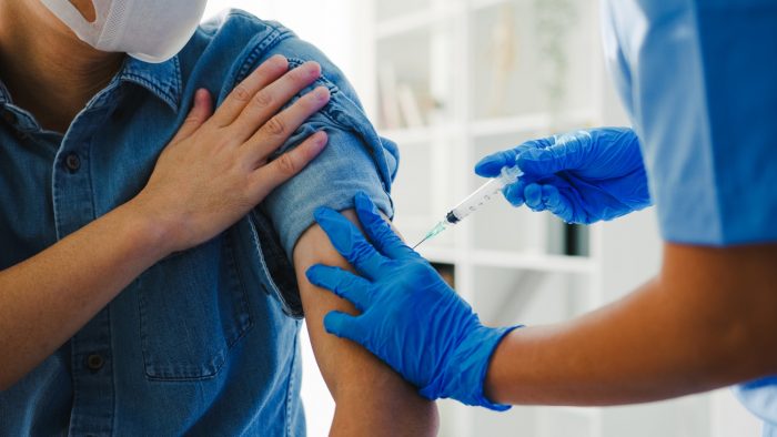 ¿Qué es el efecto rebaño y cómo protegernos de los virus respiratorios este invierno?