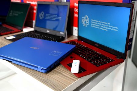 Beca TIC 2026: el notebook, internet y todo lo que recibe tu hijo si es seleccionado