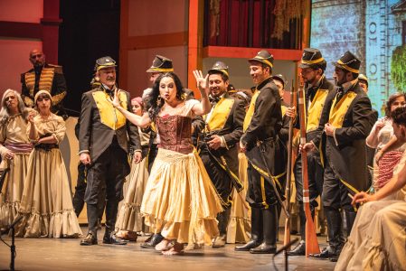 Coro Sinfónico UCT llega a Santiago con la ópera “Carmen” junto a elenco internacional